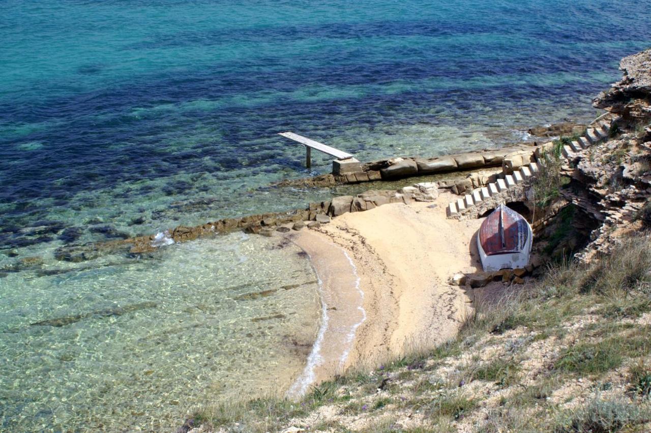 Apartments By The Sea Pag - 16100 Pag Town Exterior foto